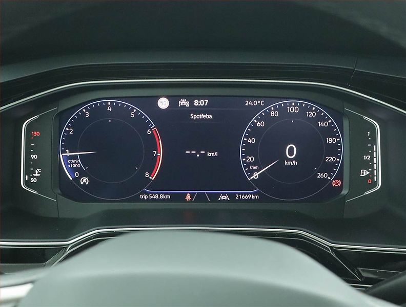 Volkswagen Taigo (2025) R-Line 1.0 TSI - fotka 11 z 16