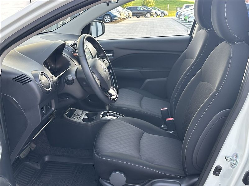 Mitsubishi Space Star 1,2 71PS  Invite A/T - fotka 12 z 53