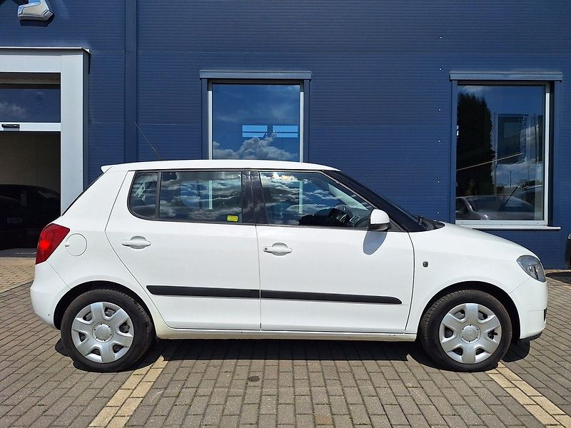 Škoda Fabia (2008) 1,2 44kW M5 Klima nová STK - fotka 6 z 13