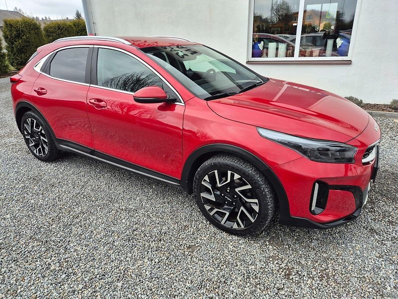 Kia XCeed (2022) 1.5i TOP  NOVE V CZ EXKLUSIVE - fotka 3 z 37