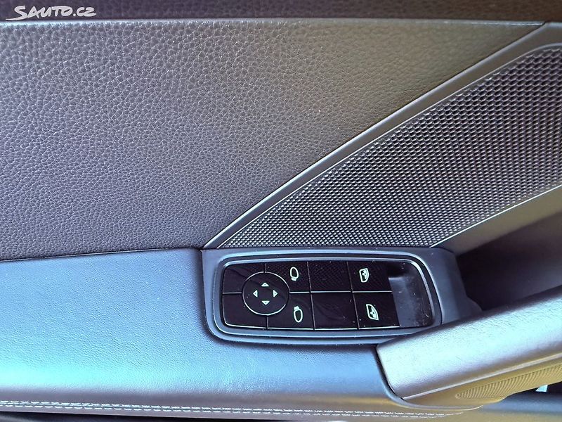 Porsche 911 992 Carrera S záruka do 12/26 - fotka 26 z 32