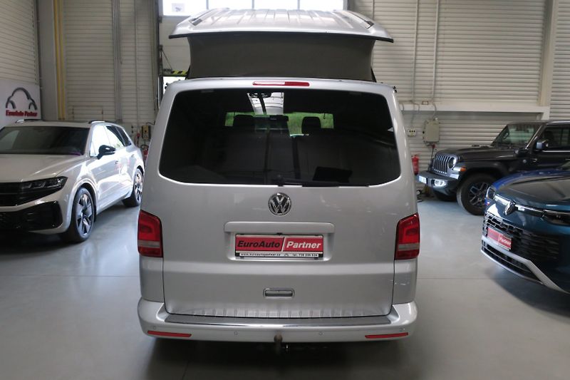Volkswagen T5 California (2015) 2.0TDI Beach 4Mot. DSG Bi-XEN - fotka 3 z 50