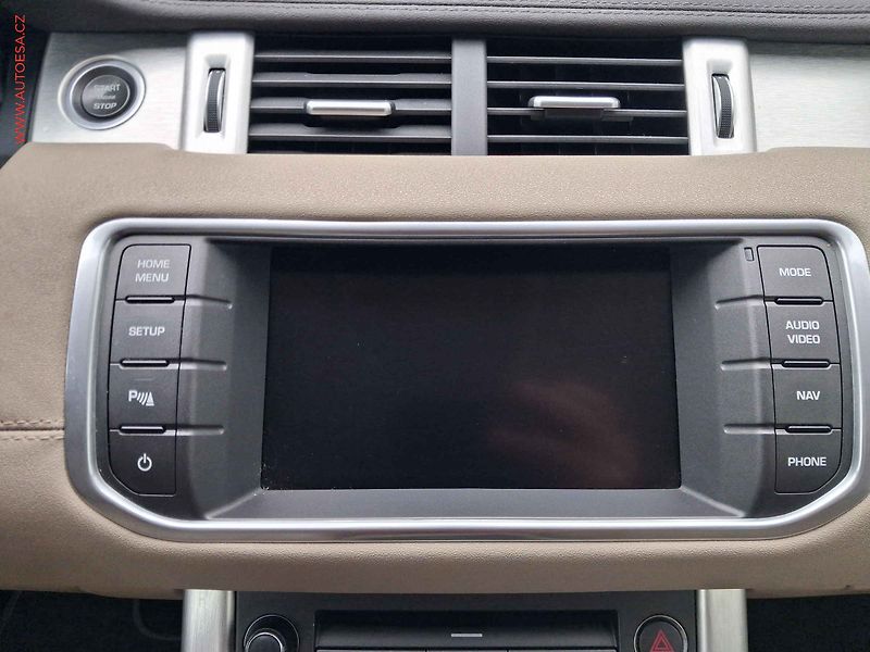 Land Rover Range Rover Evoque (2014) 2.2 TD4 4x4, Pure, AT, bixen - fotka 15 z 20