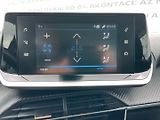 Peugeot 2008 (2021) 1.2PT 74kW! 1.maj! Navi! LED! - náhled 23