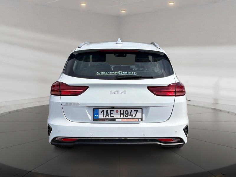 Kia Ceed (2024) SPIN 1.0T-GDI 74kW CZ DPH - fotka 5 z 11
