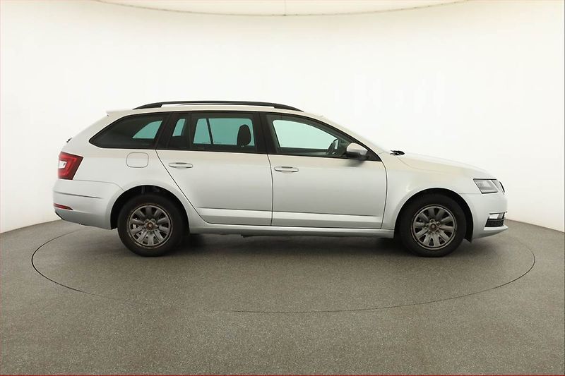 Škoda Octavia (2019) 1.6 TDI, 4X4, Serv.kniha - fotka 6 z 23