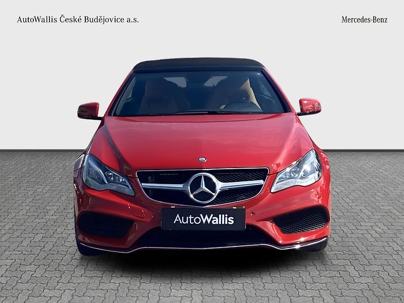 Mercedes-Benz Třídy E E 500 AMG Cabrio - fotka 8 z 25