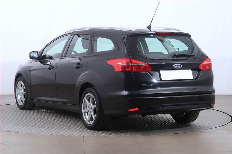 Ford Focus (2015) 1.5 TDCi, Serv.kniha, Navi - fotka 4 z 19