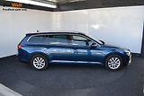 Volkswagen Passat Variant (2023) 1.5TSI 110kW, LED, tažné - náhled 7