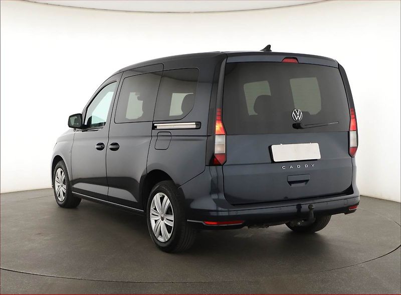 Volkswagen Caddy (2023) 2.0 TDI, 5Míst - fotka 4 z 17