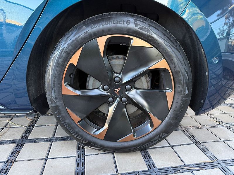 Cupra Born 58 kWh Masáž / Tepelné čerpadl - fotka 7 z 41