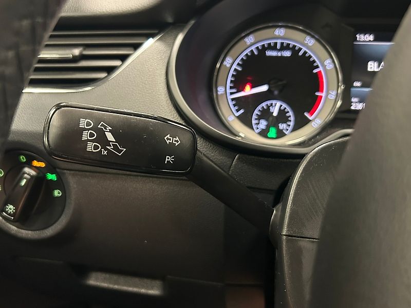 Škoda Octavia (2018) 1.4 G-Tec Ambition 2018 | Záru - fotka 35 z 54