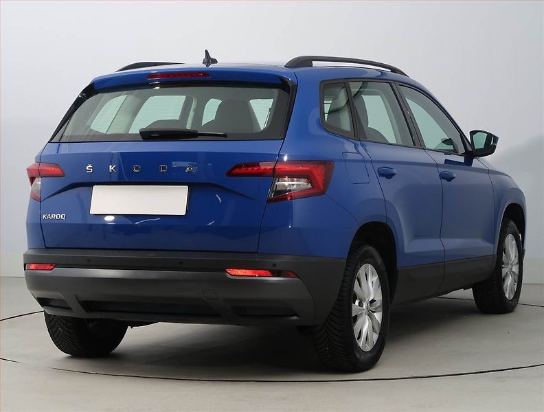 Škoda Karoq (2020) Ambition 1.0 TSI, Navi - fotka 5 z 20
