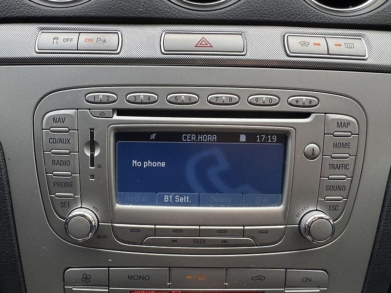 Ford S-MAX (2009) 2.0TDCi Navi 7Míst Tažné Z. - fotka 15 z 45