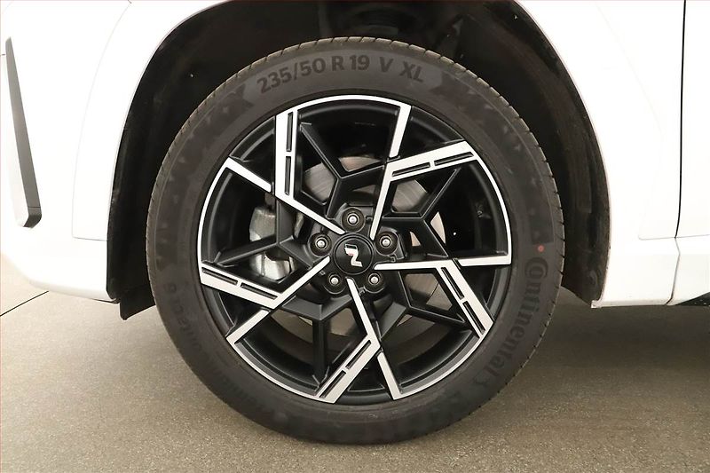 Hyundai Tucson (2025) 1.6 T-GDI, N-Line, FullLed - fotka 12 z 17