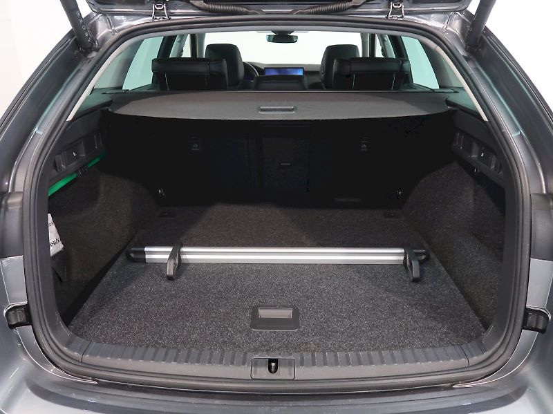 Škoda Octavia (2024) SELECTION 2.0TDI 110KW DSG LED - fotka 41 z 43