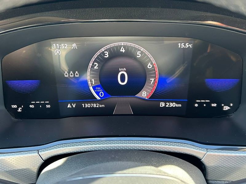 Volkswagen Touran (2023) 1.5 TSI 110kW manuál - fotka 30 z 35