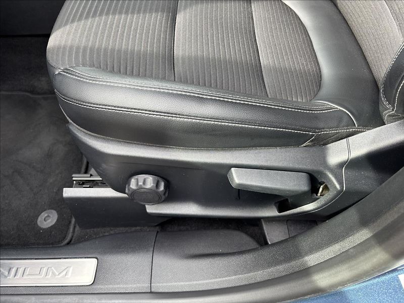 Ford Kuga 1,5 EcoBlue 88kW Titanium X - fotka 29 z 49