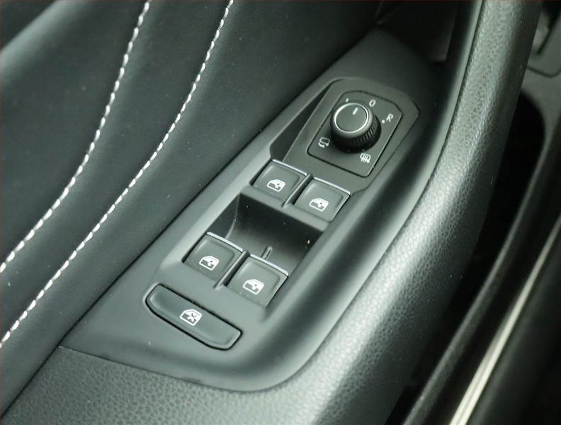 Volkswagen Arteon (2023) Elegance 2.0 TDI - fotka 16 z 22