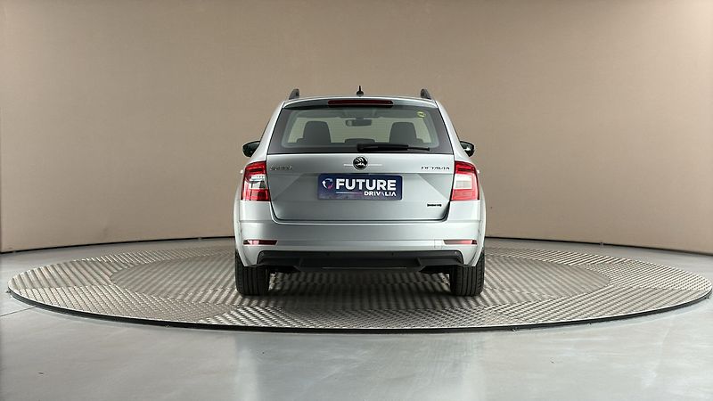Škoda Octavia 1.5 TSI G-Tec DSG Ambition Com - fotka 5 z 23