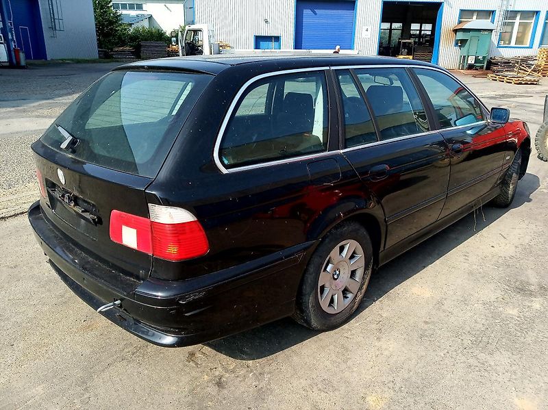 BMW Řada 5 520D E39 NÁHRADNÍ DÍLY - fotka 3 z 7