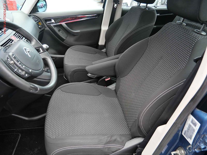 Citroën Grand C4 Picasso (2012) 1.6VTi, ČR, AC, TZ, park - fotka 9 z 22