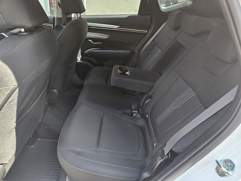 Hyundai Tucson 1,6 T-GDi 110kW, Comfort,1.maj - fotka 31 z 37