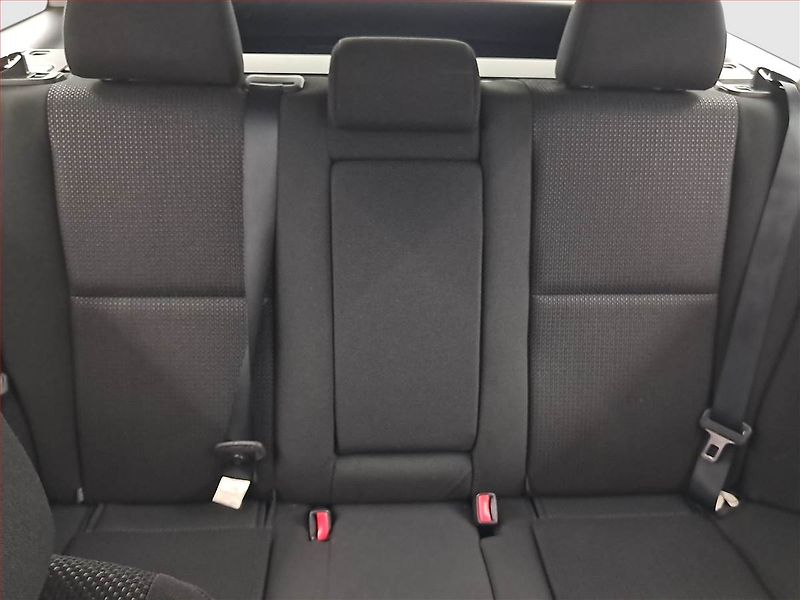 Toyota Avensis (2003) 1.8 VVT-i, po STK, servisované - fotka 10 z 18