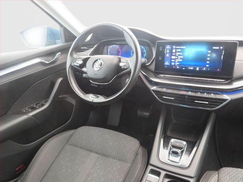 Škoda Octavia (2020) 2.0 TDI, Automat, Navi - fotka 7 z 17