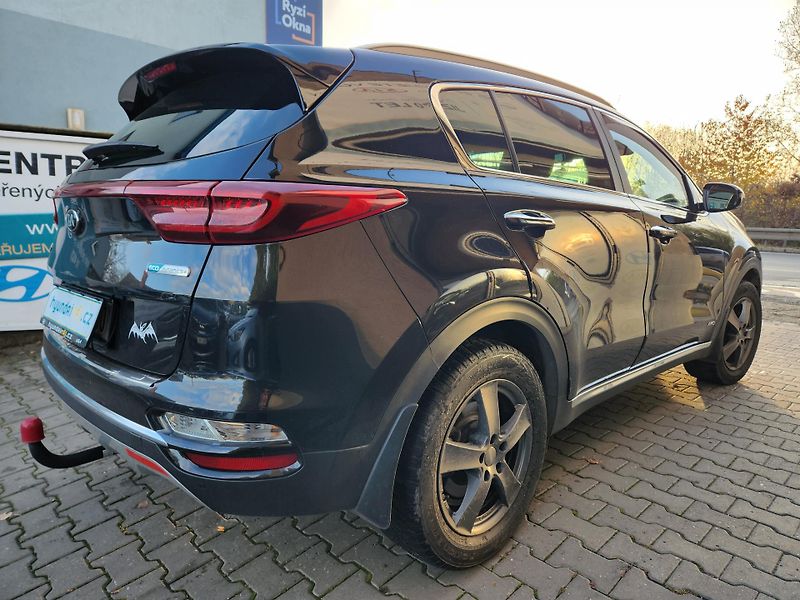Kia Sportage 1.6-BLACK-LINE-MHEV-1.MAJITEL - fotka 8 z 15