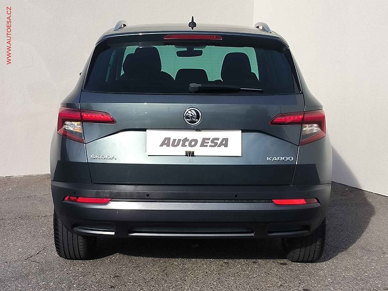 Škoda Karoq (2019) 1.6TDi, 2.maj,ČR, LED, ACC - fotka 5 z 23
