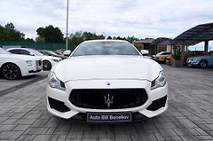 Maserati Quattroporte S Q4 3.0i V6/410 PS/automat/B& - fotografie inzerátu