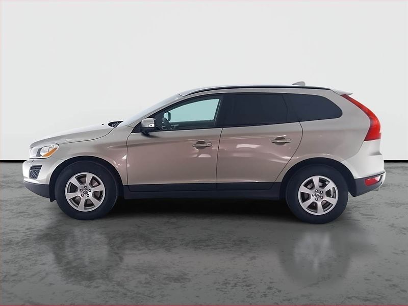 Volvo XC60 (2011) D5, 4X4, Automat, Kůže - fotka 3 z 19