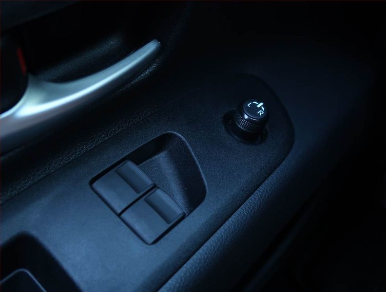 Toyota Aygo (2023) 1.0 VVT-i, Automat, ČR,1.maj - fotka 16 z 18