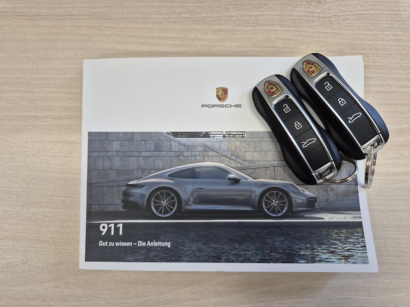 Porsche 911 TURBO S 478kw  - fotka 17 z 41