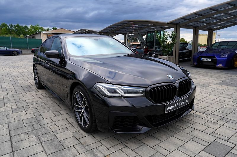 BMW Řada 5 540i xDrive/Lasery,HUD/335PS - fotka 8 z 45