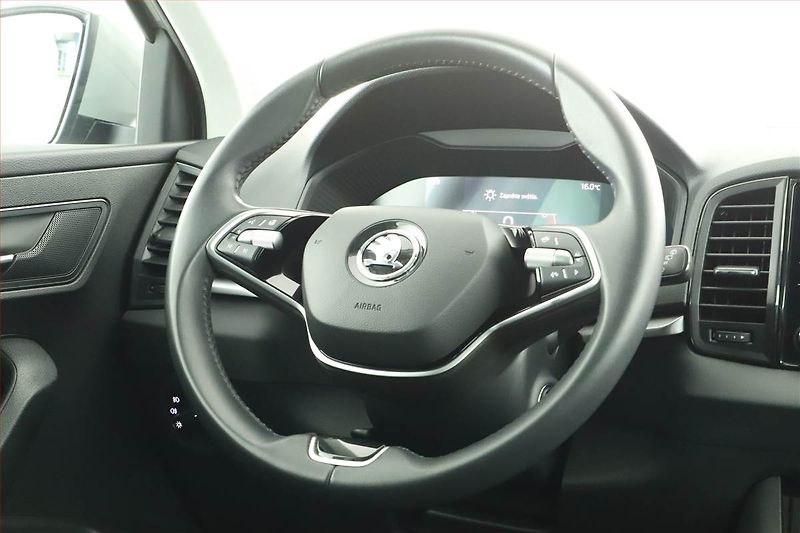 Škoda Karoq (2024) Fresh 1.5 TSI - fotka 8 z 16