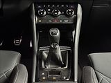 Škoda Karoq 2,0 TDi  Sportline LED Virtual - náhled 18