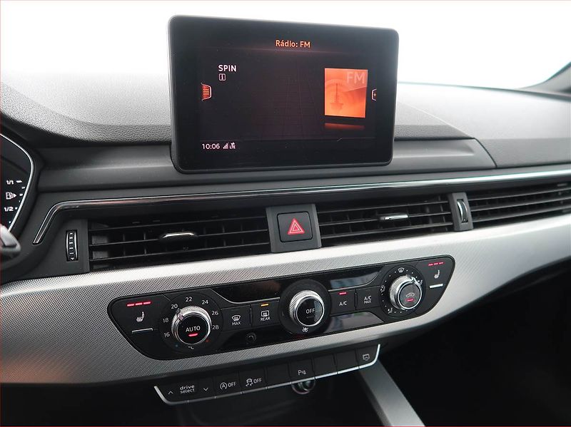 Audi A4 (2018) 40 TFSI, Automat, Navi - fotka 12 z 24