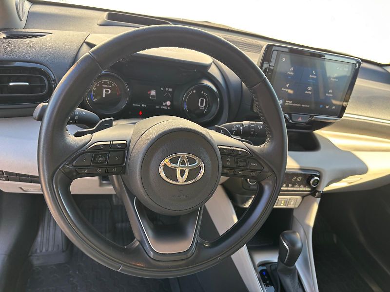Toyota Yaris 1.5 Dynamic Force Executive AT - fotka 5 z 29