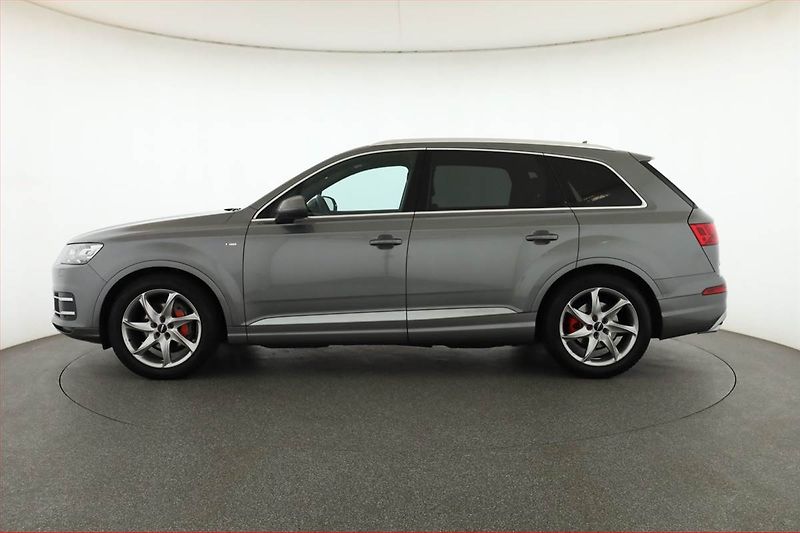 Audi Q7 (2017) S-Line 3.0 TDI - fotka 3 z 21