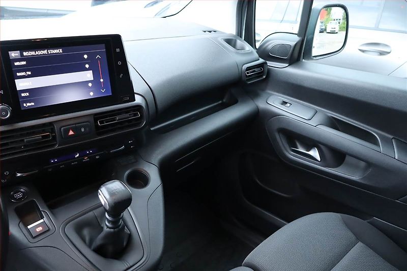 Opel Combo (2020) Maxi 1.5 CDTI, 3Místa, SR - fotka 8 z 22
