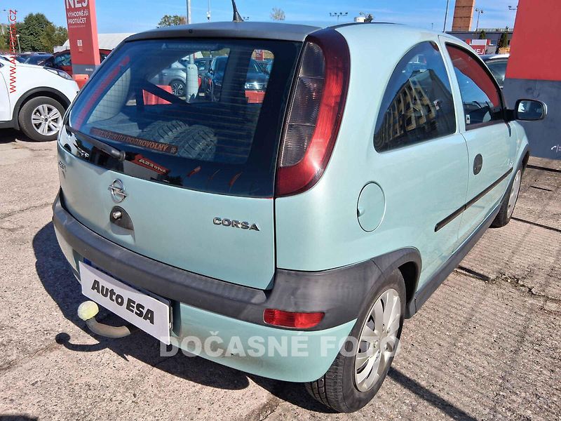 Opel Corsa (2000) 1.2i - fotka 2 z 3