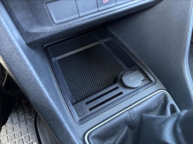 Volkswagen Caddy 1,4 TGI 81kW CNG Maxi Dílna - fotka 30 z 34