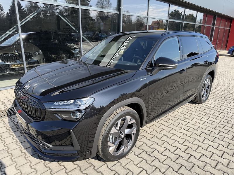 Škoda Kodiaq (2026) 2.0TDI 142kW 4X4 SPORT R19 HUD - fotka 2 z 47