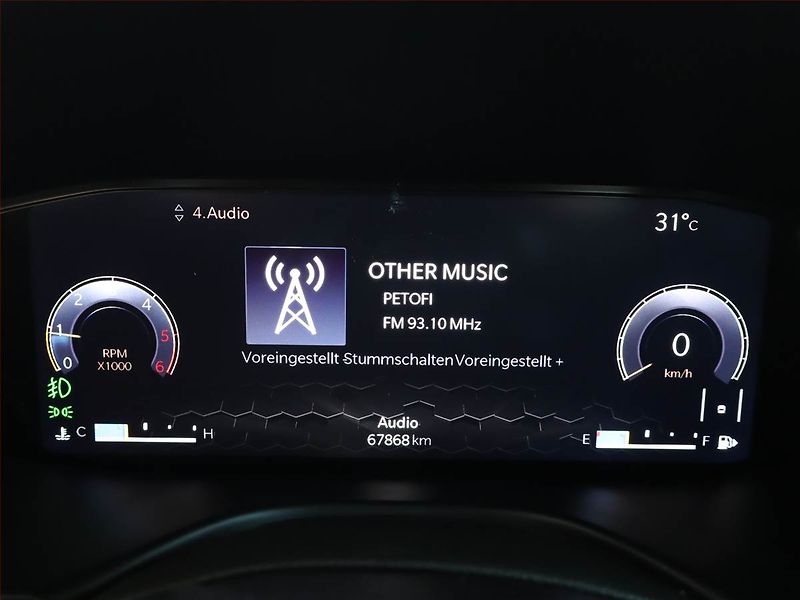 Jeep Compass (2022) 1.6 MultiJet - fotka 11 z 26