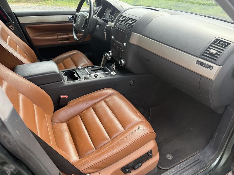 Volkswagen Touareg 3,2 V6 4x4 TAŽNÉ - fotka 10 z 18