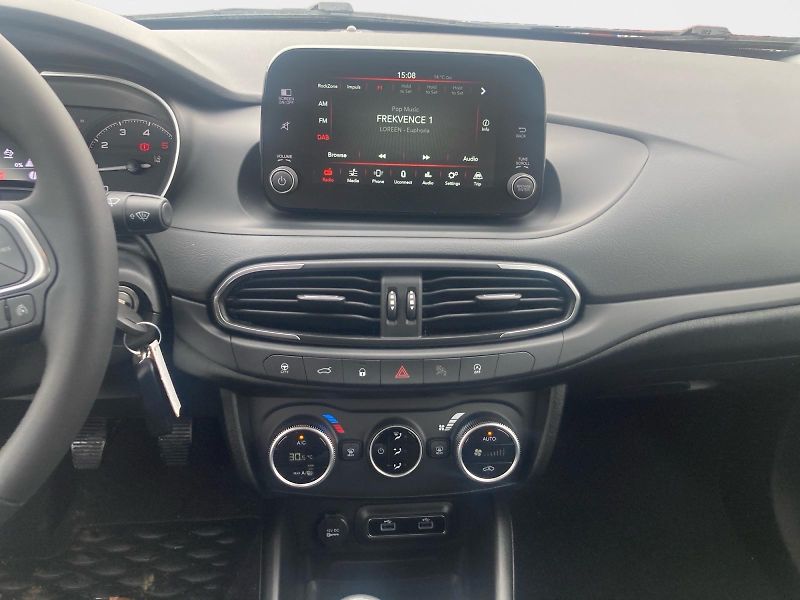 Fiat Tipo (2026) Sedan Urban 1.6 MultiJet 130k  - fotka 11 z 15