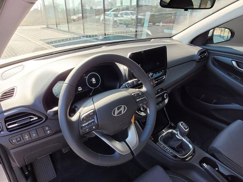 Hyundai i30 (2026) WG 1.0 T-GDI 85kW MT SMART  - fotka 14 z 27
