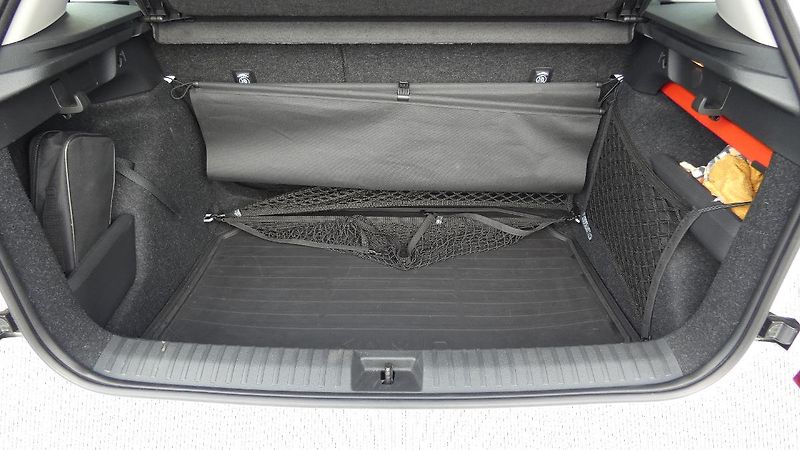 Škoda Kamiq 1.0 TSI Style DSG - fotka 20 z 22